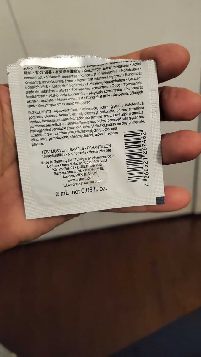 Dr. Barbara Sturm Hyaluronic Serum review photo by calvokurumilla