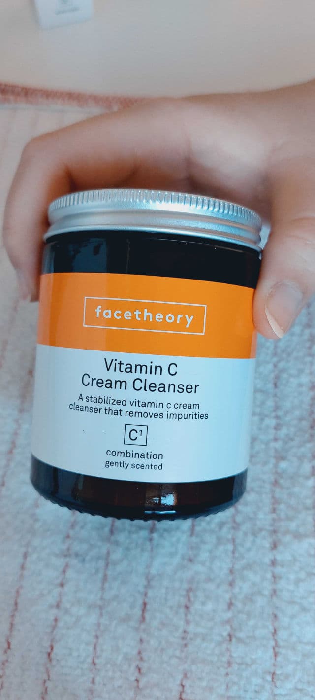 facetheory Vitamin C Cream Cleanser C1 review photo by xokera81