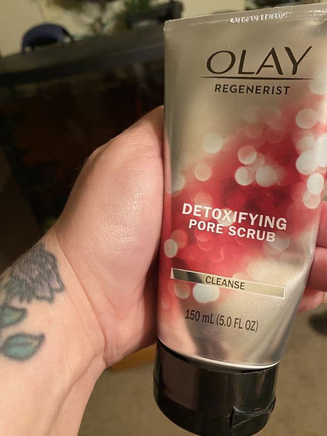 Olay Regenerist Detoxifying Pore Scrub review photo by BobCat04