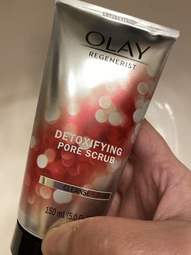 Olay Regenerist Detoxifying Pore Scrub review photo by BobCat04