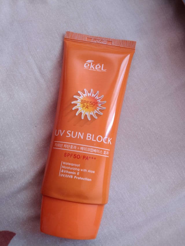 ekel UV Sun Block with SPF 50/ PA+++ review photo by ChloeSkinCare