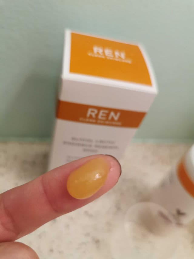 REN Clean Skincare Glycol Lactic Radiance Renewal Mask review photo by skinyyz
