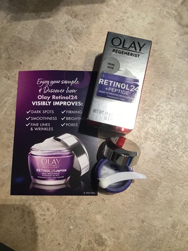 Olay Regenerist Retinol24 + Peptide Night Face Moisturizer review photo by Caro9