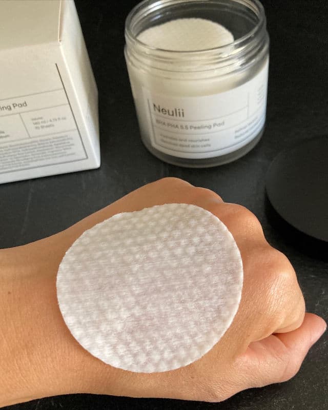 Neulii BHA PHA 5.5 Peeling Pad review photo by Jasminmmundo
