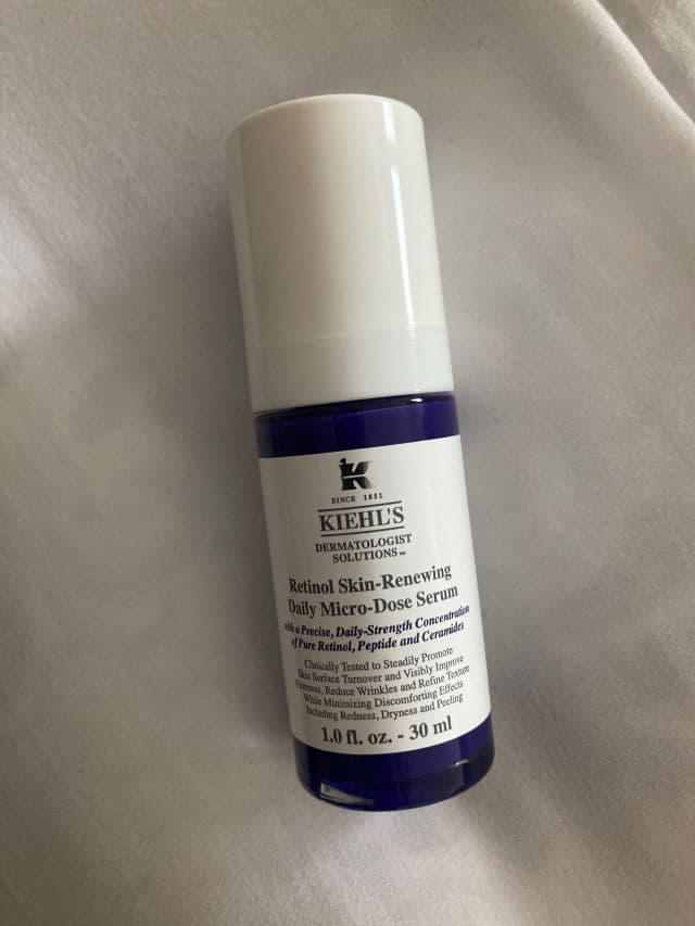 Kiehl's Retinol Skin-Renewing Daily Micro-Dose Serum review photo by Jasminmmundo