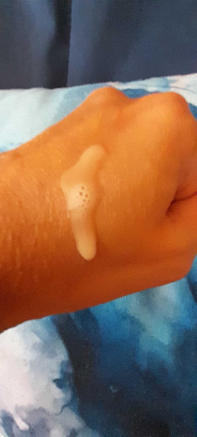Freshly Cosmetics Azelaic Radiance Face Treatment review photo by Lyp