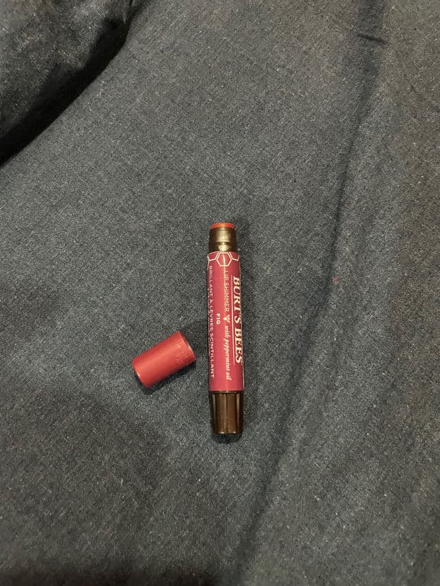 Burt's Bees Lip Shimmer review photo by Monicaaaaa