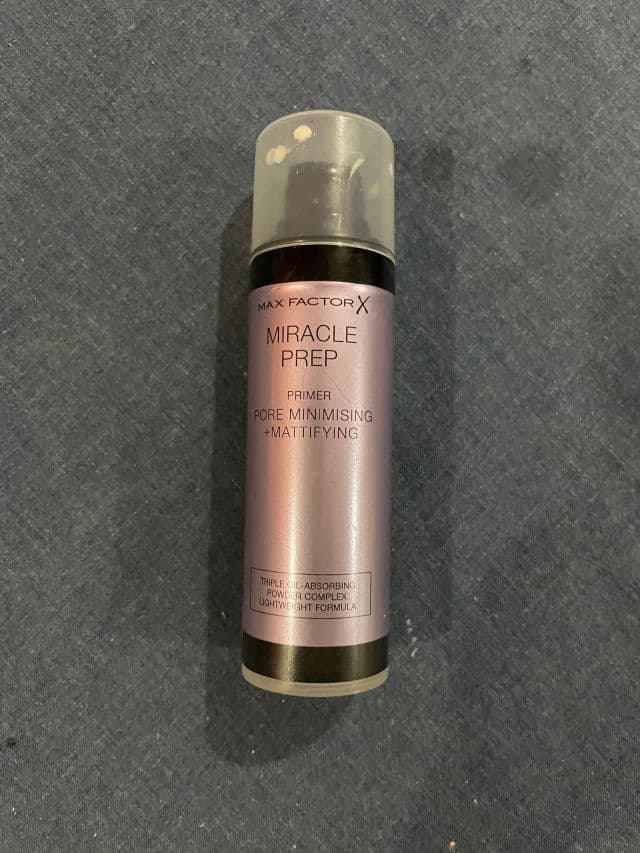 Max Factor Miracle Prep Pore Minimising + Mattifying Primer	 review photo by Monicaaaaa
