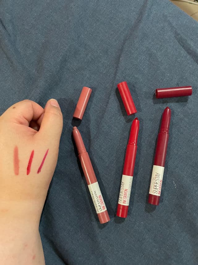 Maybelline Super Stay Ink Crayon Lipstick review photo by Monicaaaaa