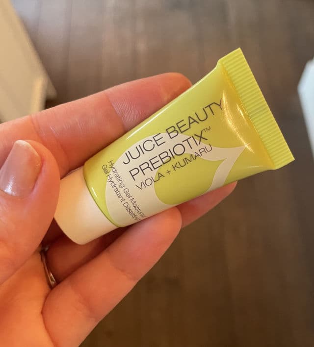Juice Beauty Prebiotix Hydrating Gel Moisturizer review photo by laurenA09