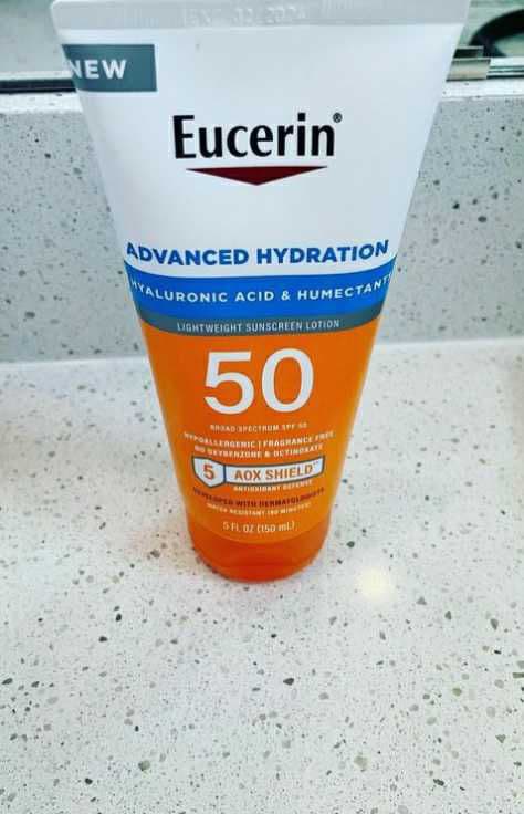Eucerin Advanced Hydration SPF 50 review photo by ezuares33