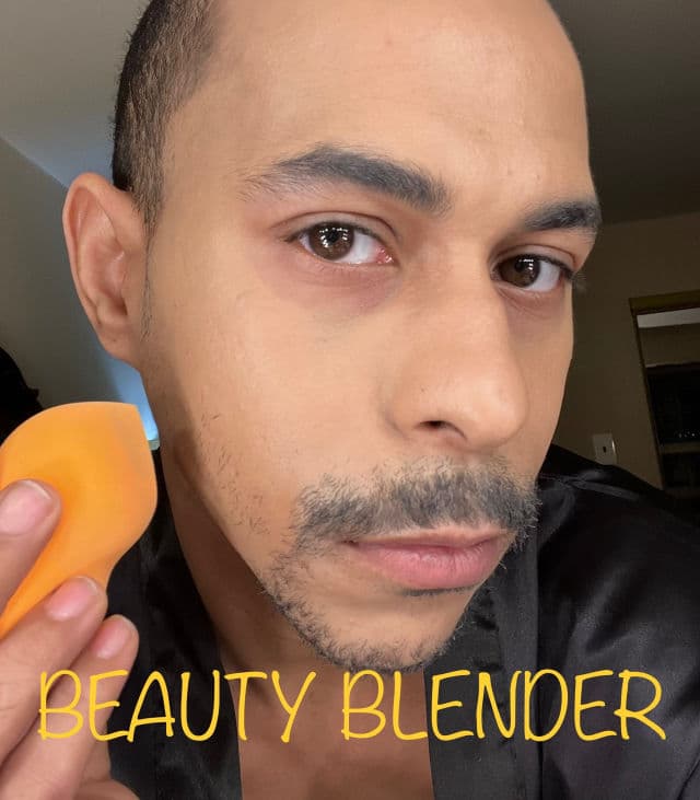 Make Up For Ever HD Skin Undetectable Longwear Foundation	 review photo by PrinceOfKemet