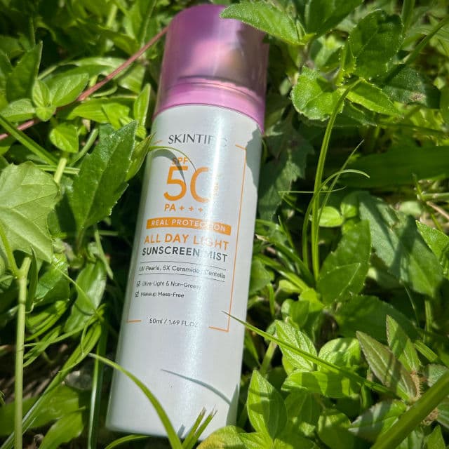 Skintific All Day Light Sunscreen Mist SPF 50+ PA++++ review photo by lucyyg10