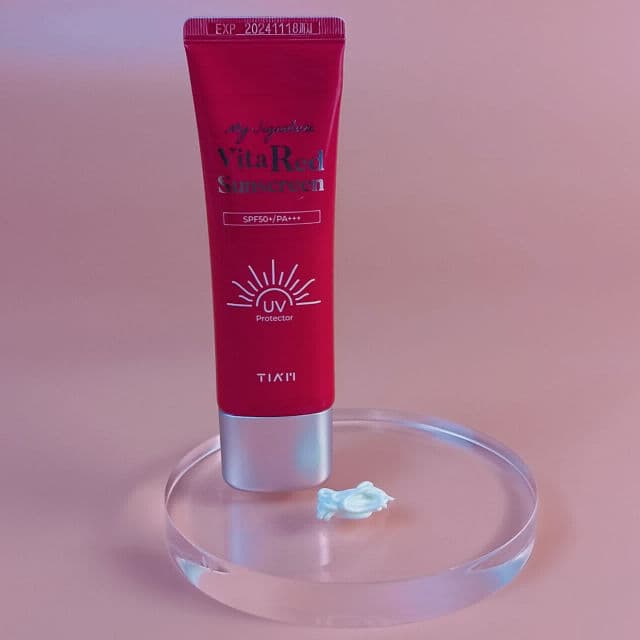 TIAM My Signature Vita Red Sunscreen SPF50+ PA+++ review photo by lucyyg10