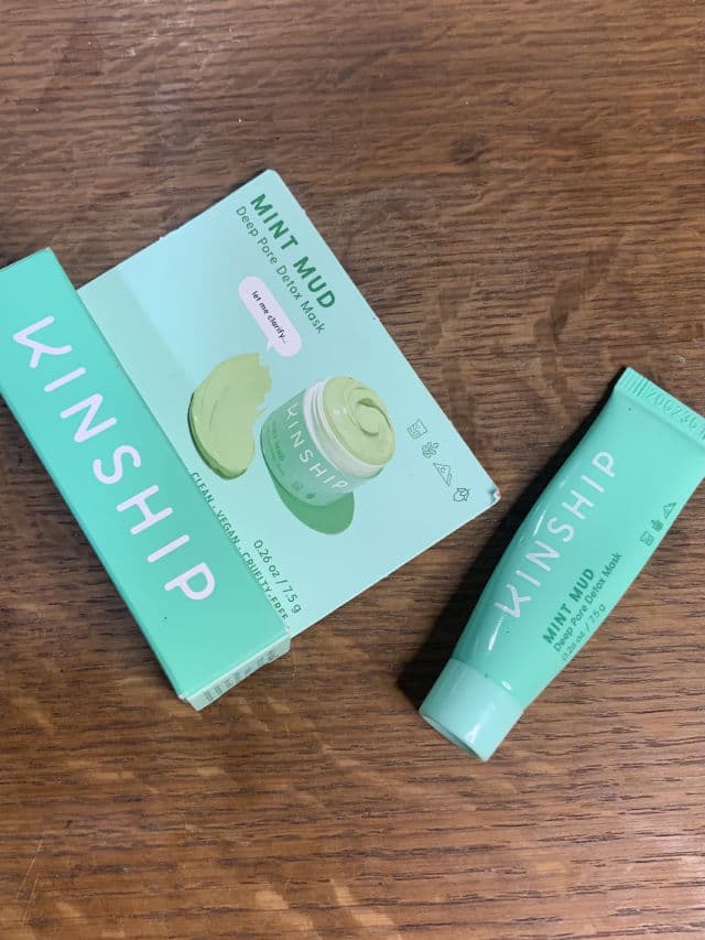 Kinship Mint Mud Deep Pore Detoxifying + Resurfacing Mask review photo by BoxyLady