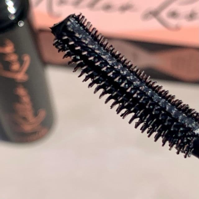 Benefit Cosmetics Roller Lash Curling Mascara Super-curling & Lifting Mascara review photo by BoxyLady