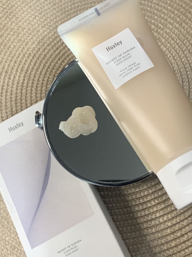 Huxley Secret of Sahara Sleep Mask Good Night review photo by BoxyLady