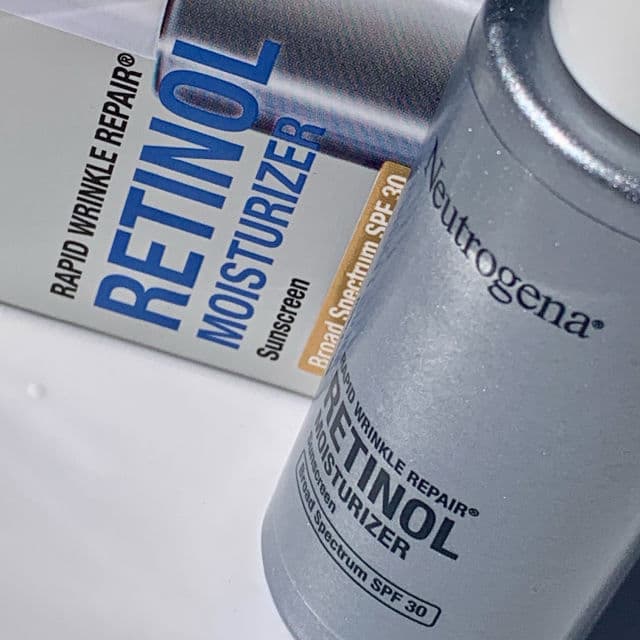 Neutrogena Rapid Wrinkle Repair Moisturizer SPF 30 review photo by BoxyLady