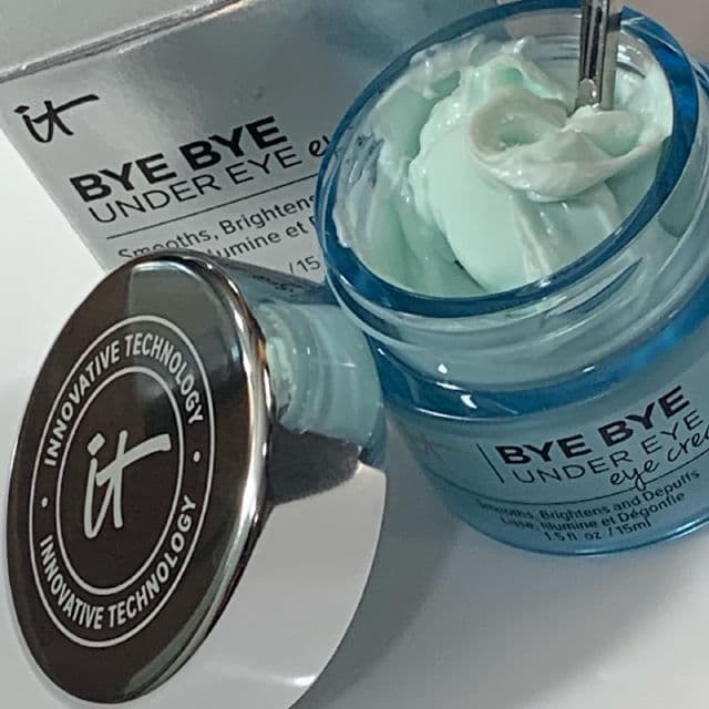It Cosmetics Bye Bye Under Eye Eye Cream™ review photo by BoxyLady