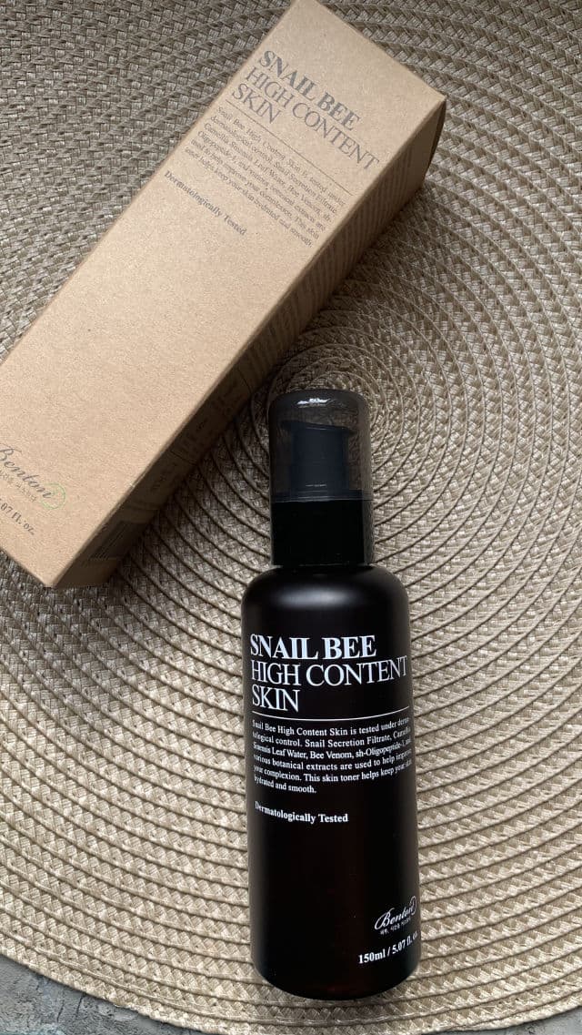 BENTON Snail Bee High Content Skin review photo by BoxyLady