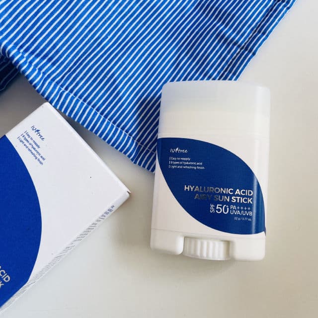 ISNTREE Hyaluronic Acid Airy Sun Stick SPF 50 PA++++ review photo by Lailynp