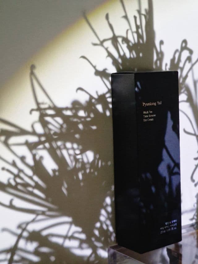 Black Tea Time Reverse Eye Cream product review