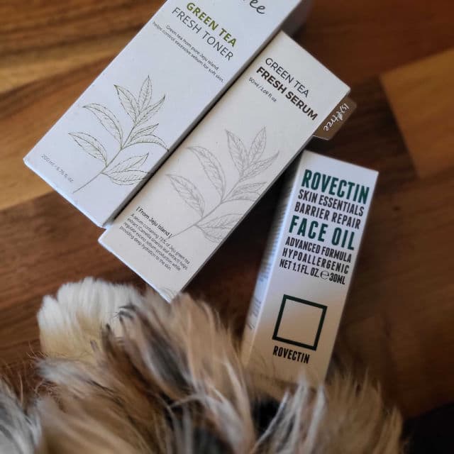Rovectin Skin Essentials Barrier Repair Face Oil review photo by Immortelle