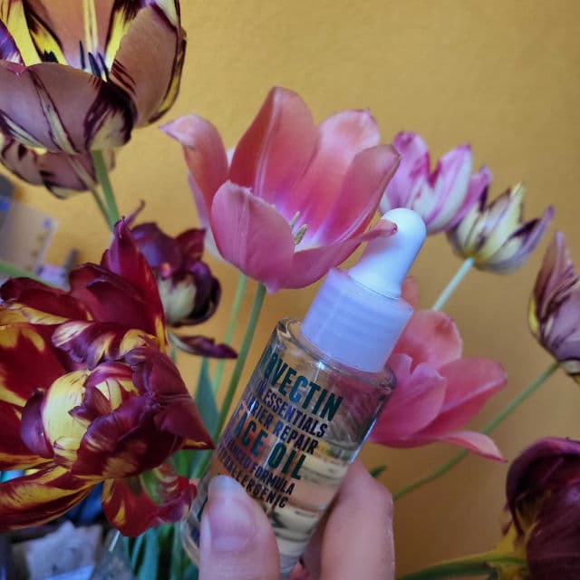 Rovectin Skin Essentials Barrier Repair Face Oil review photo by Immortelle