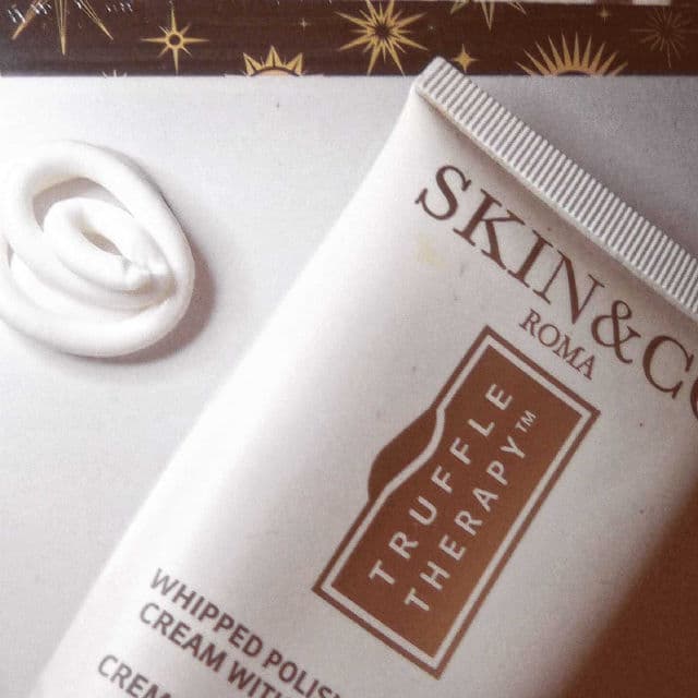 SKIN&CO Truffle Therapy Whipped Cleansing Cream review photo by Mana0270Influencer