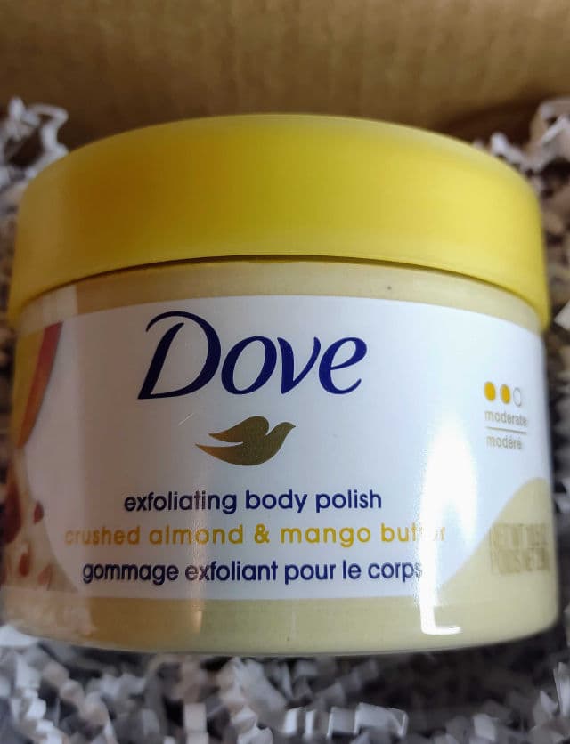 Dove Exfoliating Body Polish Crushed Almond & Mango Butter review photo by muadiva1014