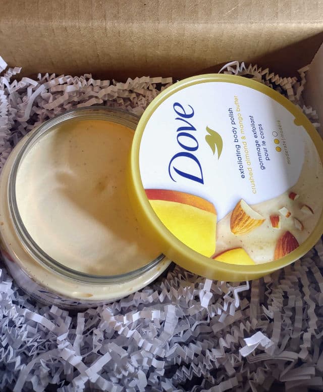 Dove Exfoliating Body Polish Crushed Almond & Mango Butter review photo by muadiva1014