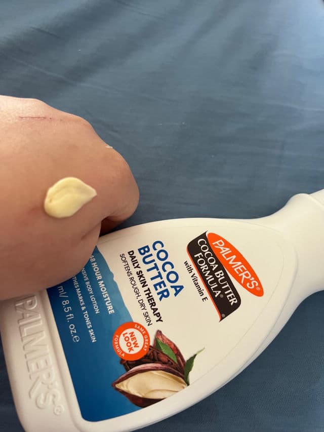 Palmer's Cocoa Butter Formula Daily Skin Therapy Lotion review photo by jtynan23