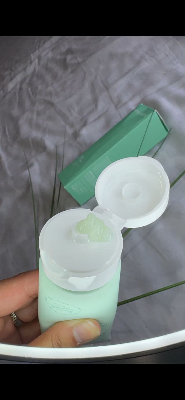Botanity Aqua Fit Sun Essence SPF 50+ PA++++ review photo by itxpari