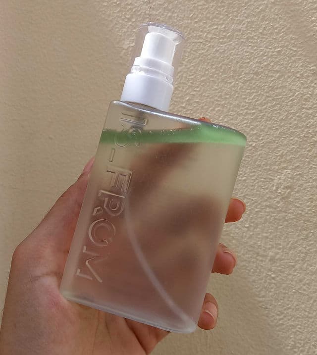 isfrom Trap Water Essence - Golden review photo by Itsjulieta