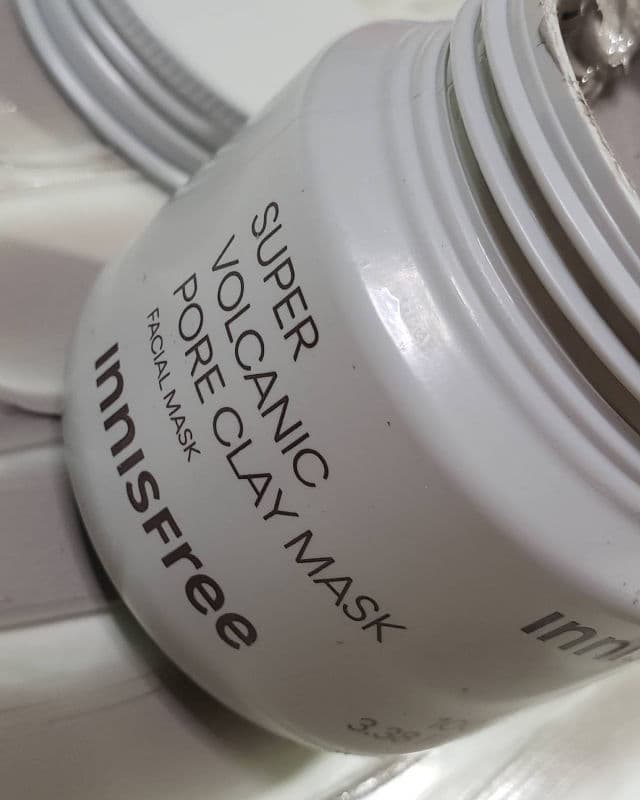 INNISFREE Super Volcanic Pore Clay Mask review photo by AlottaxReviews