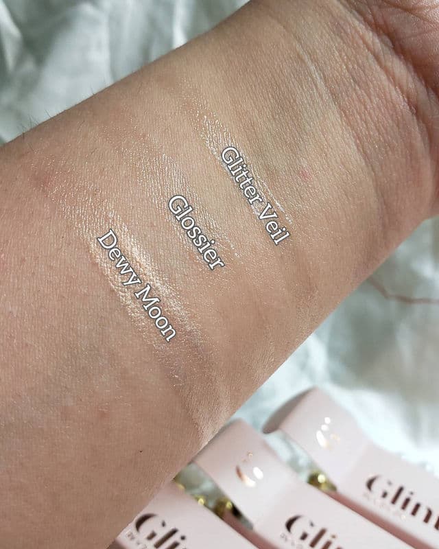 Glint 02 Glossier review photo by AlottaxReviews