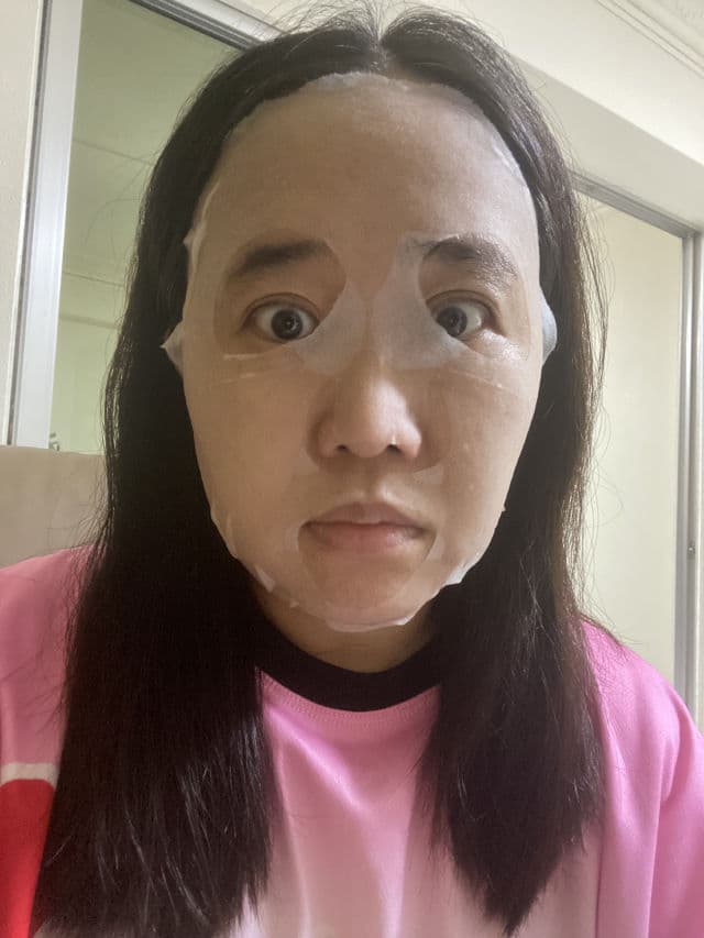 JMsolution Honey Luminous Royal Propolis Mask review photo by Grizzy888