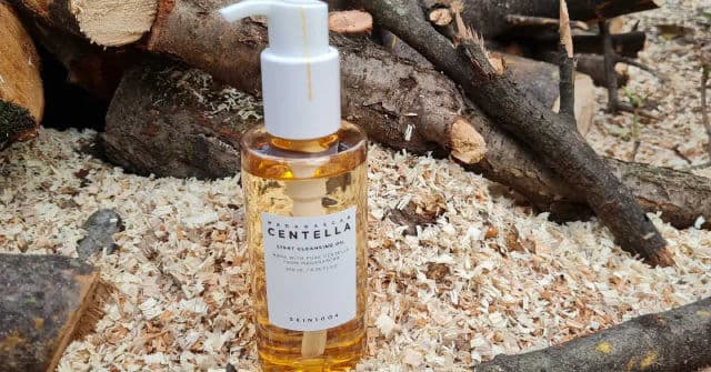 Madagascar Centella Light Cleansing Oil product review