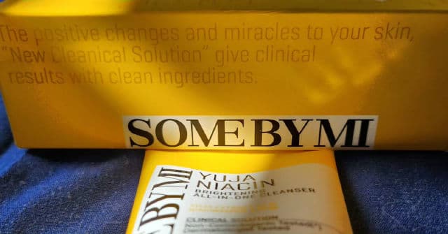 Some By Mi Yuja Niacin Brightening All-In-One Cleanser review photo by akirE