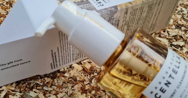 SKIN1004 Madagascar Centella Light Cleansing Oil review photo by akirE
