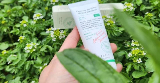 AXIS-Y Complete No-Stress Physical Sunscreen V.3 SPF 50+ PA++++ review photo by akirE