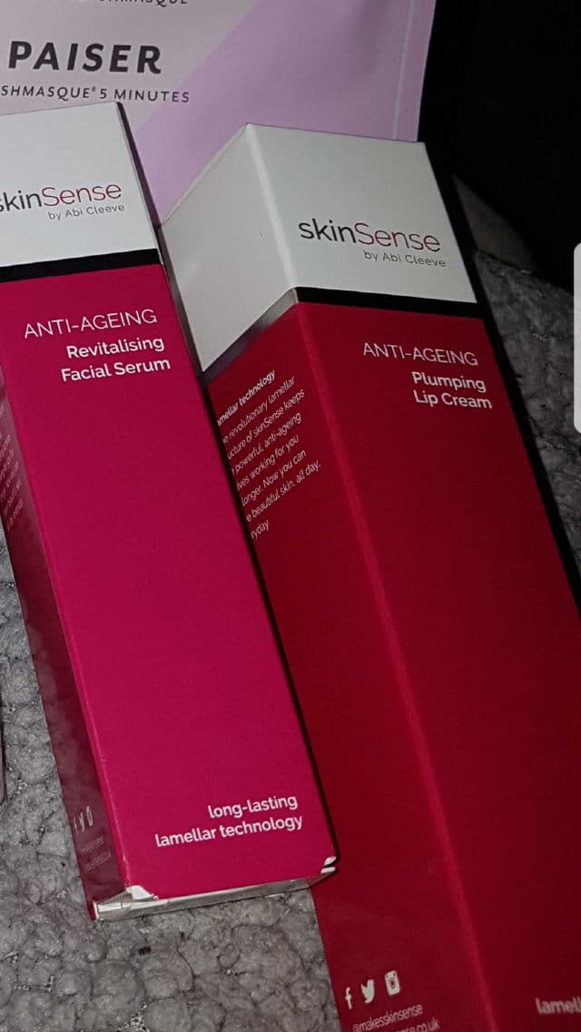 skinSense Anti-Ageing Plumping Lip Cream review photo by Cherryreveiws