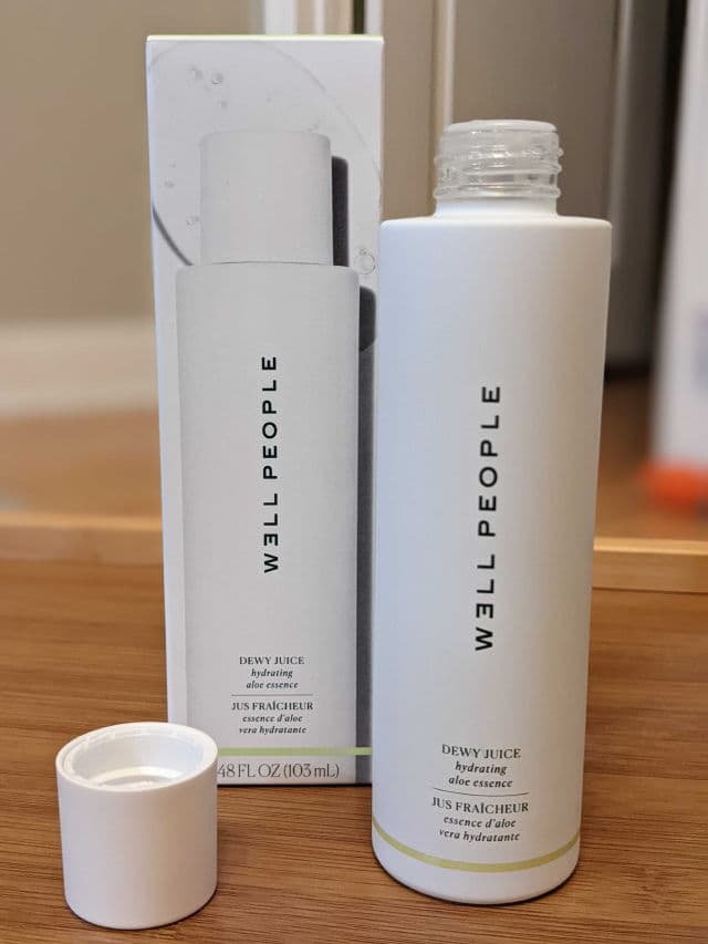 Well People Dewy Juice Hydrating Aloe Essence review photo by ThatRadBlondie