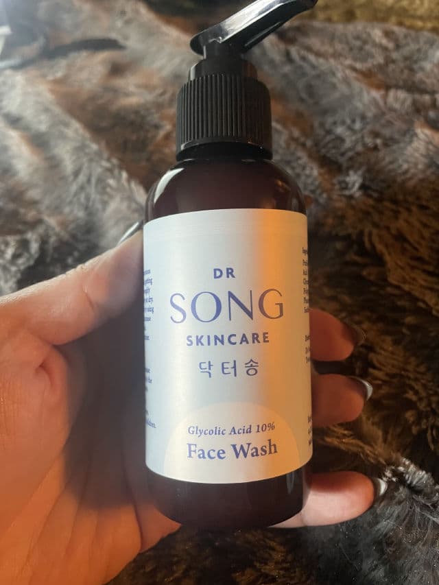 Dr Song Glycolic Acid Cleanser review photo by Thursday