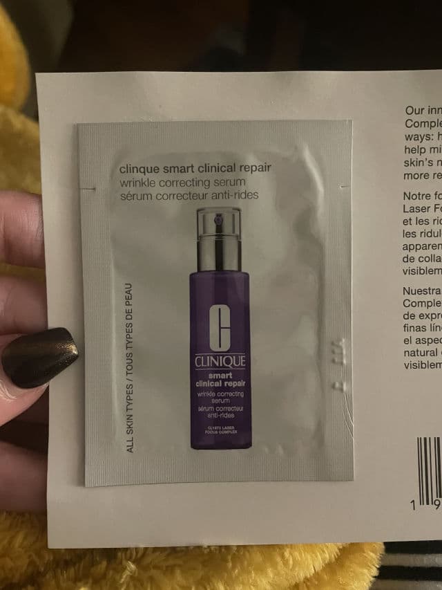 Clinique Smart Clinical Repair Wrinkle Correcting Serum review photo by Thursday