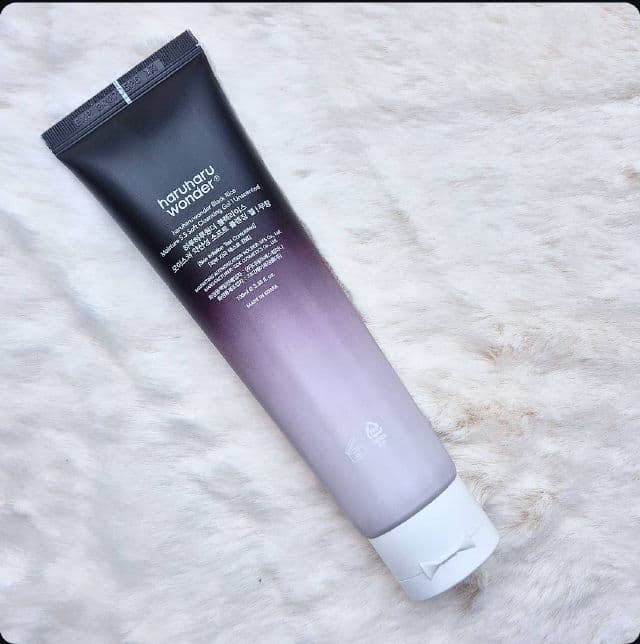 Black Rice Moisture 5.5 Soft Cleansing Gel product review