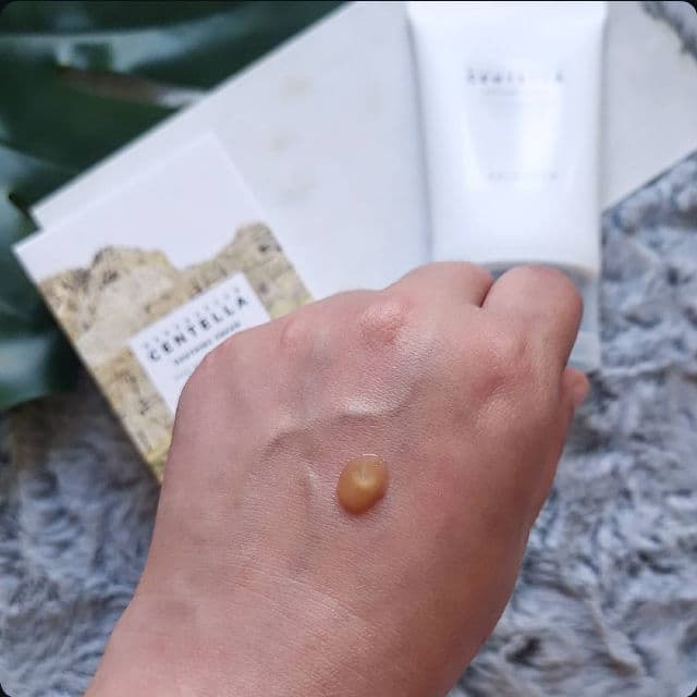 Madagascar Centella Soothing Cream product review