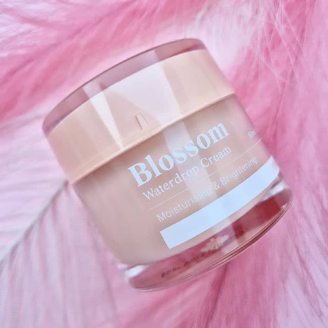 Blossom Waterdrop Cream product review