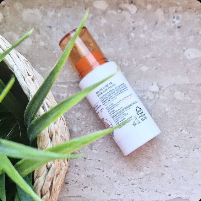 V10 Hyal Antioxidant Sunscreen SPF50+ PA++++ product review
