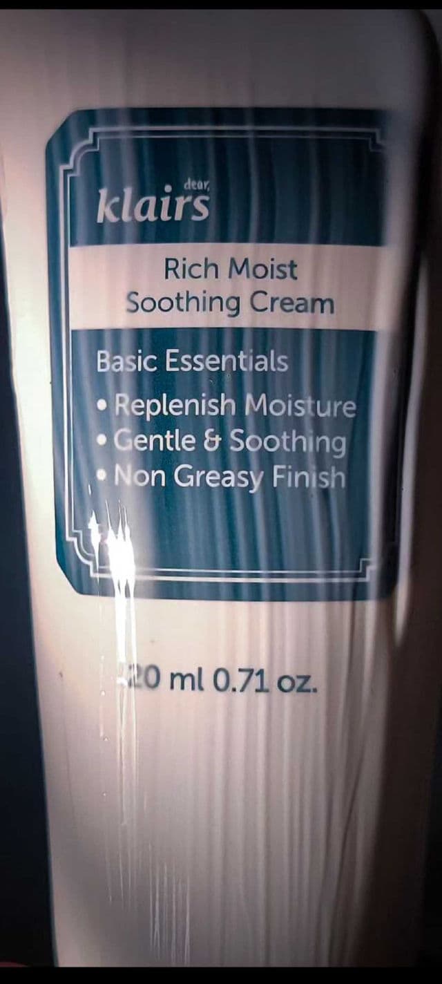 Dear, Klairs Rich Moist Soothing Cream review photo by Hawwa